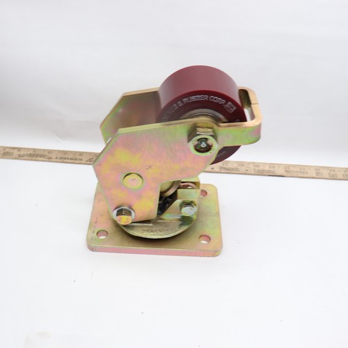Caster assembly for pallet - caster,